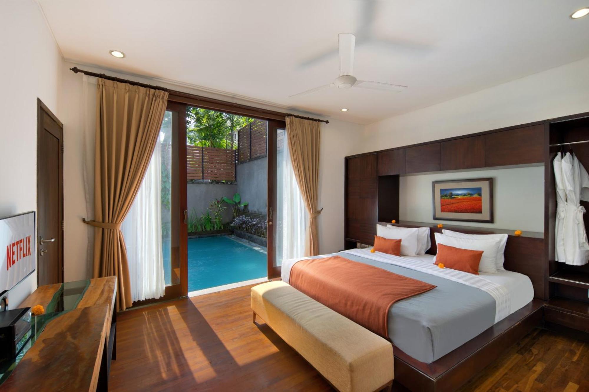 Canggu Circle Villa By Ini Vie Hospitality Exterior photo