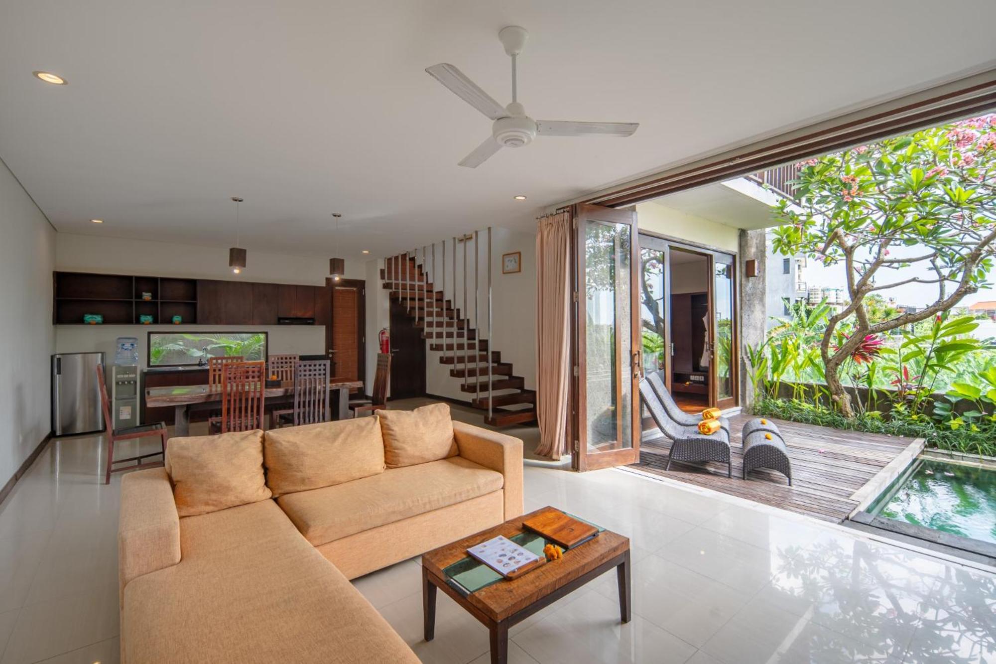 Canggu Circle Villa By Ini Vie Hospitality Exterior photo